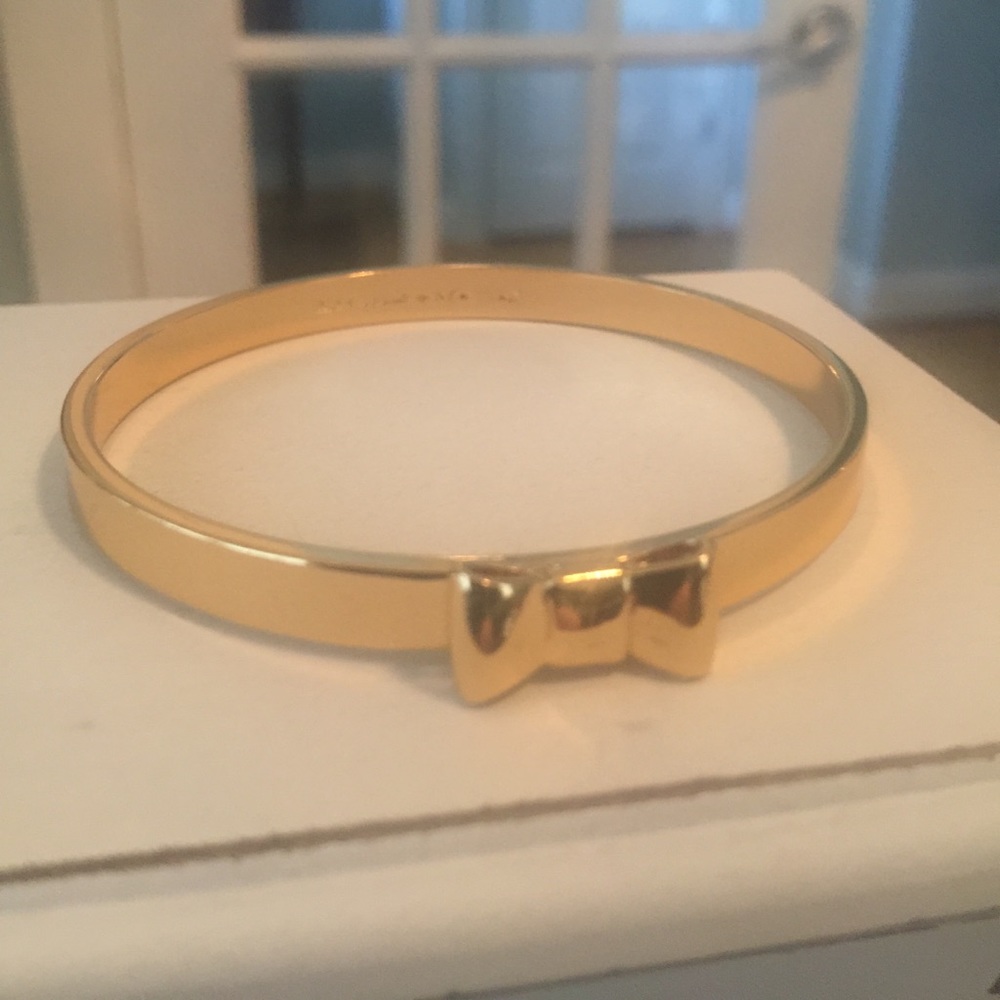 Kate Spade gold bow bangle NWT